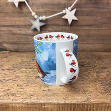 Load image into Gallery viewer, Robin and Mistletoe Christmas Mug
